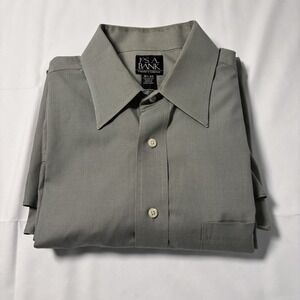 JOS A BANK TRAVELER Solid Light Green Cotton Dress Shirt 16.5-34
